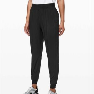 Wanderer Jogger Pants